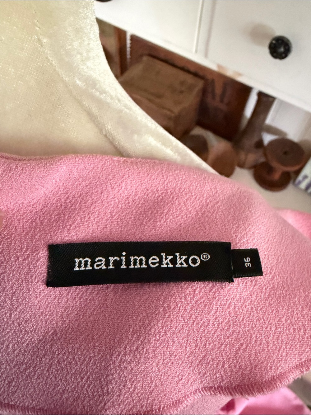 Marimekko Women’s Pink Balloon Sleeve Blouse - Classic Boat Neck - Picture 3 of 3